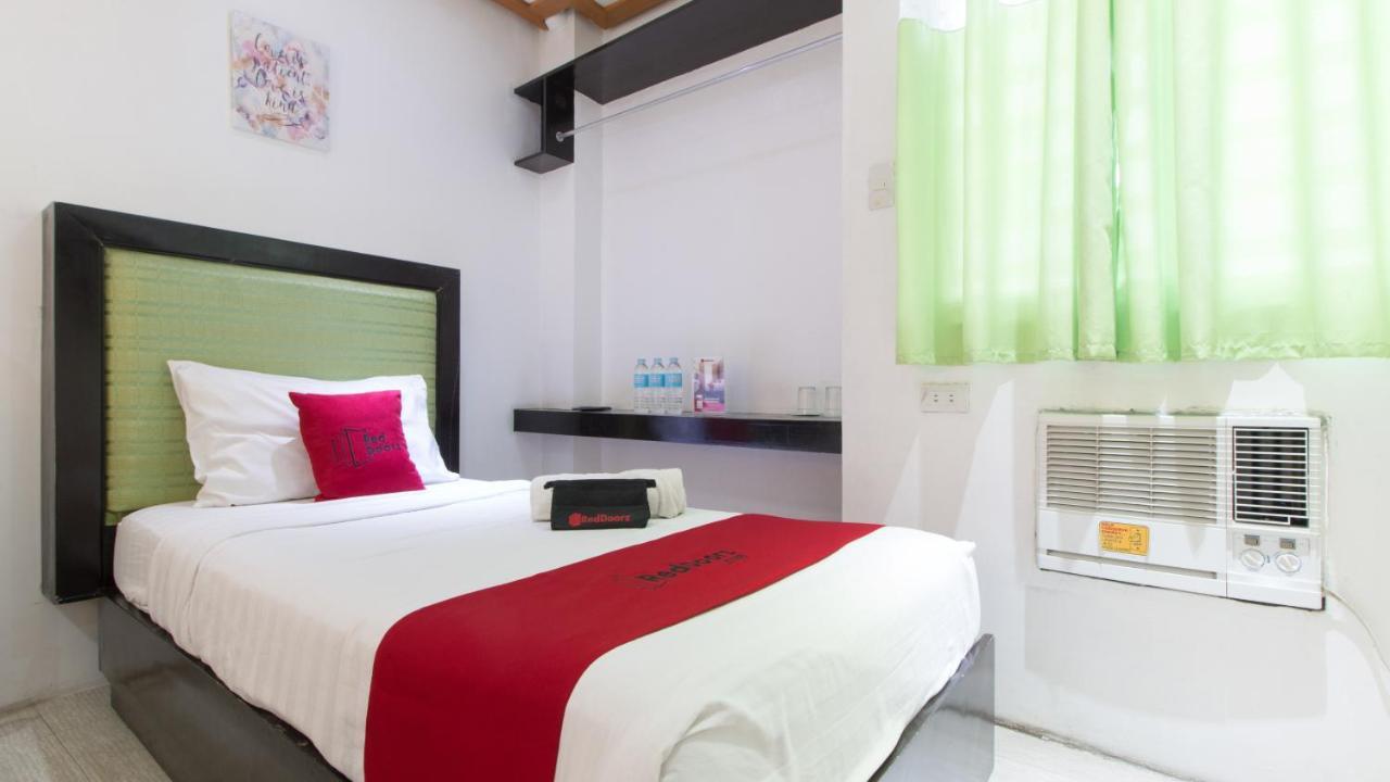 Anibong Reddoorz @ Real Fatima Tacloban酒店 外观 照片