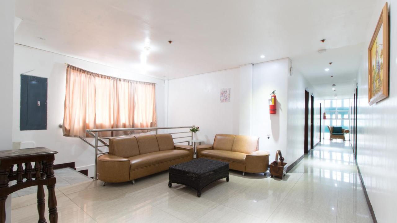 Anibong Reddoorz @ Real Fatima Tacloban酒店 外观 照片